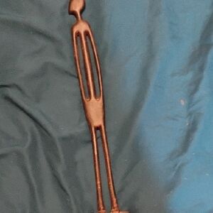 Elegant Bronze Figurine Home Accent
